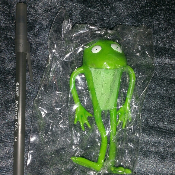 Yoga Frog Reflections from the Lily Pond - Picture 8 of 8